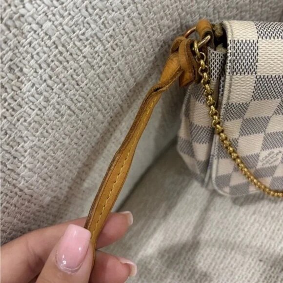 Authentic discontinued Louis Vuitton favorite MM damier azur crossbody 2 strap - Picture 5 of 13